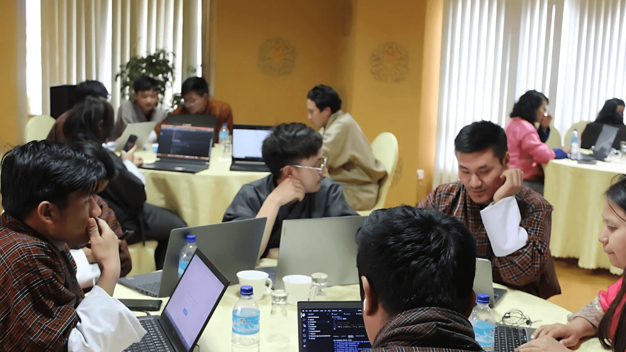 Multi-Modal Content Analysis to Leveraging Diverse Data for Reliable Information